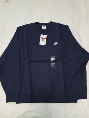 Nike Men’s Dark Navy Crewneck Sweatshirt